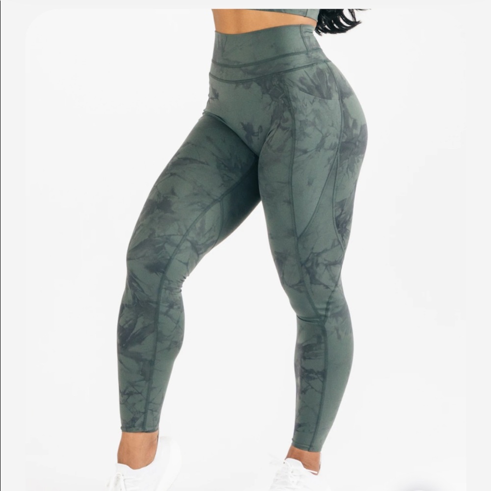 Alphalete ALPHALUX FORCE LEGGING